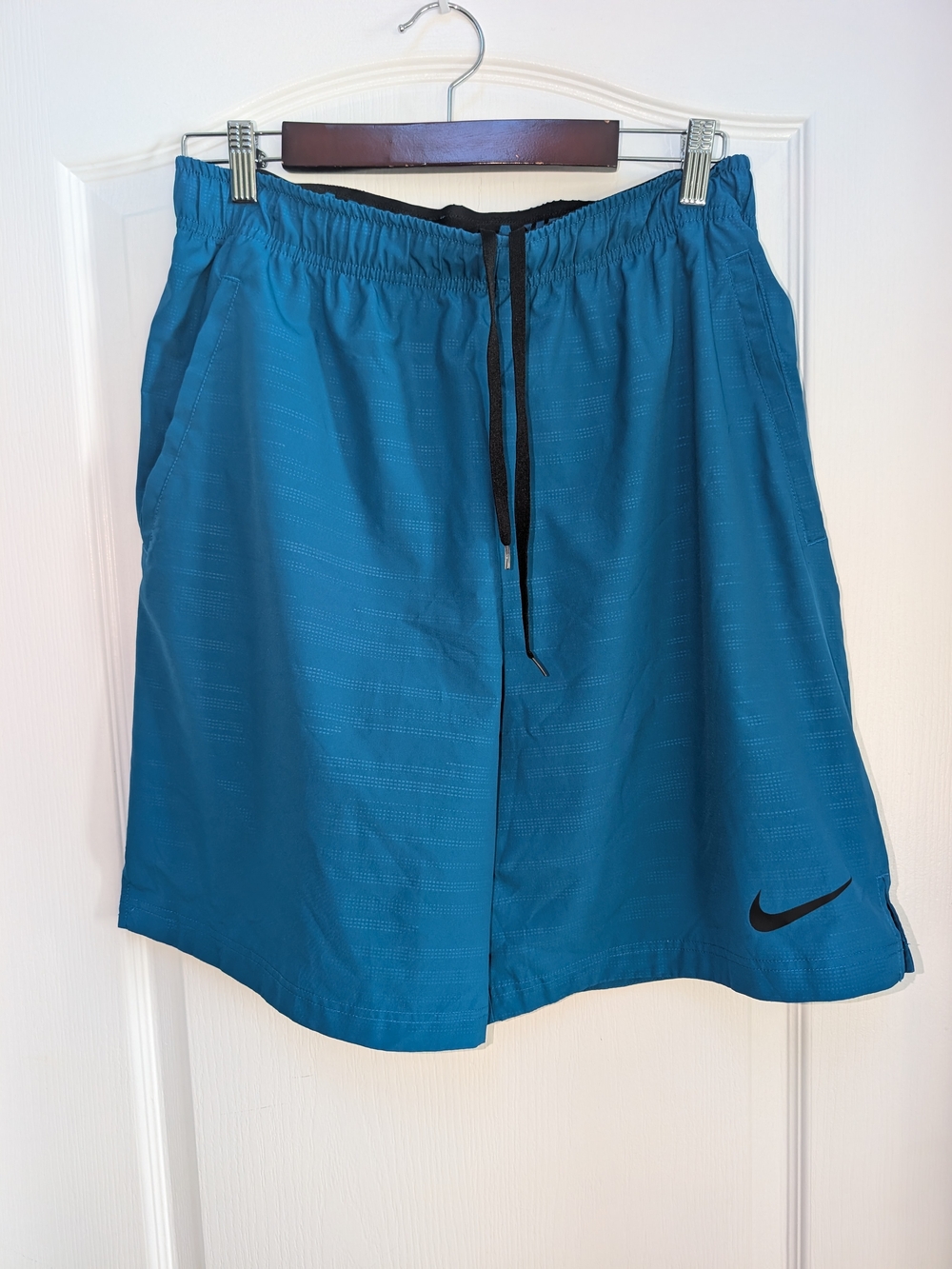 Nike Dri-FIT Men’s L Teal Blue Running Training Shorts Drawstring